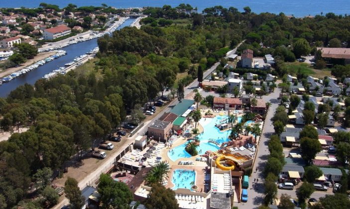 camping hyeres Les Palmiers l’ayguade piscine plage