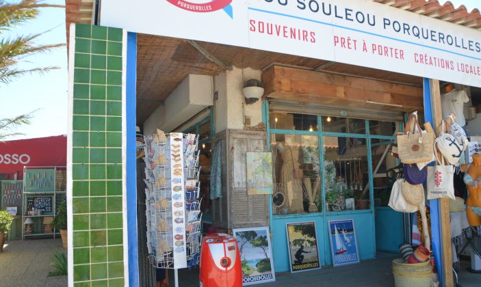 Lou Souléou de Porquerolles boutique prêt à porter accessoires souvenirs île de porquerolles parc national