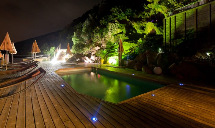 Le Rocher du secret hôtel île vue mer piscine jacuzzi clientèle spécifique couples libertins